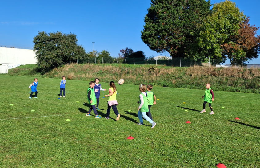Les CE2 au rugby