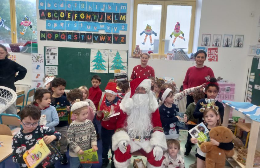 L’arrivée du père-noël 🎅 dans les classes