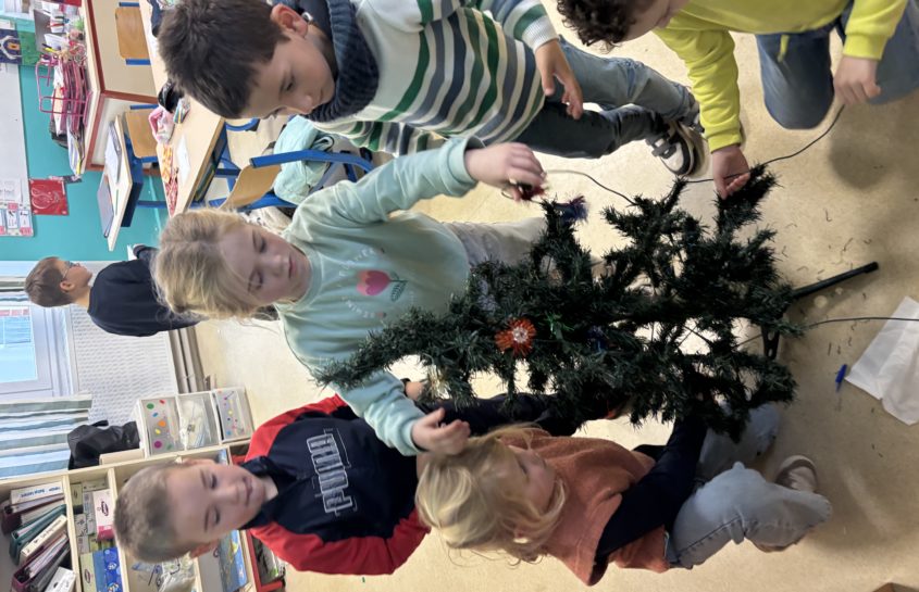 Le lutin farceur est arrivé chez les CP-CE1